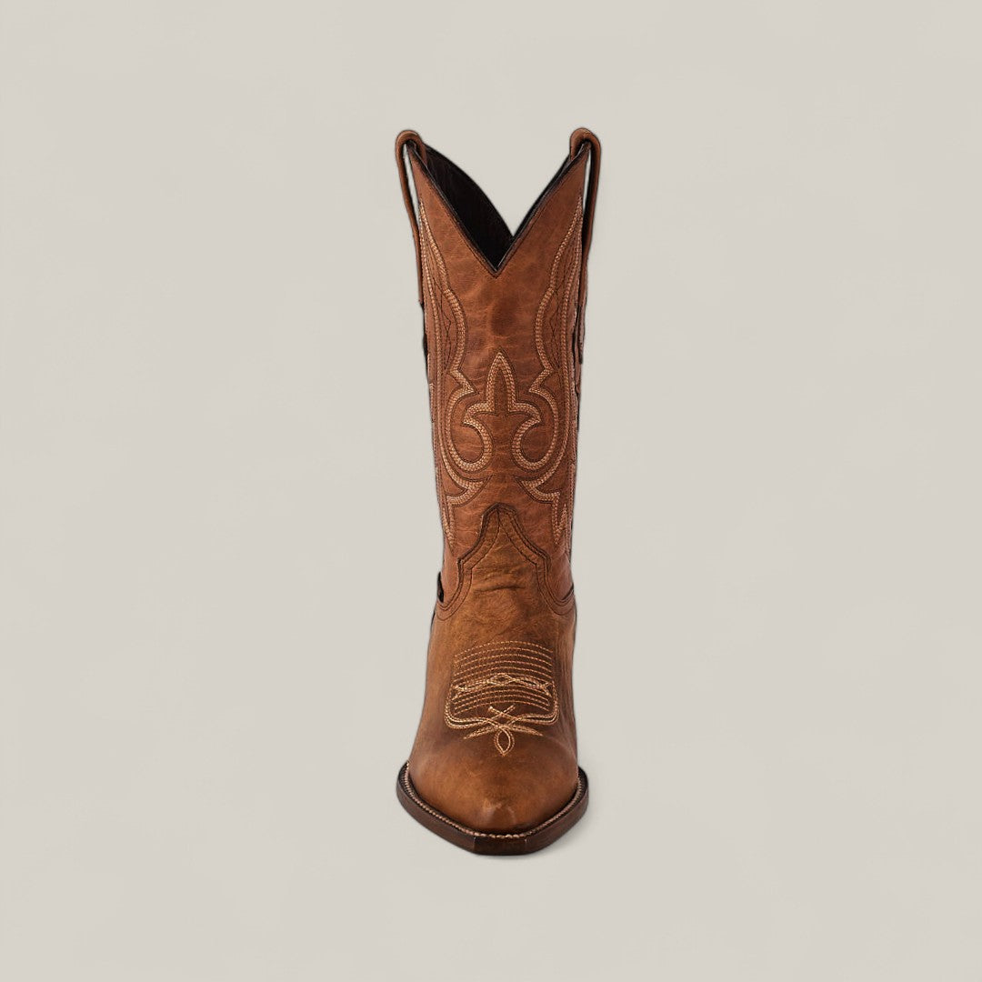 The Fresno - Tabaco - Snip Toe boot features decorative stitching and quality craftsmanship, shown from the front against a light background, highlighting its timeless style in rich brown cowhide.
