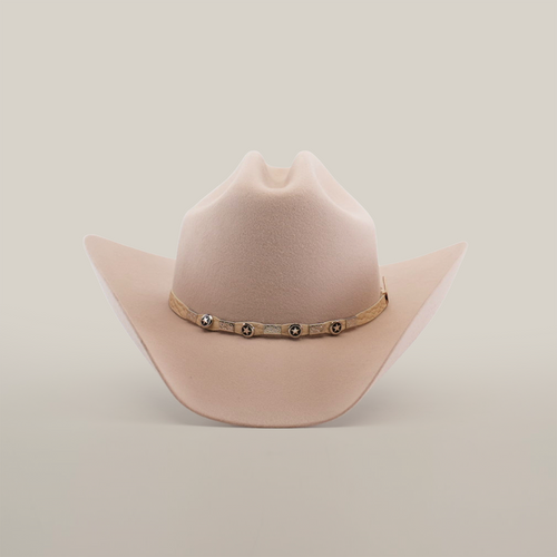 The 6X Country Belly, a Western classic cowboy hat in beige, is crafted from premium sheep wool and features a wide brim with a decorative band adorned with metal conchos, set against a plain white background.